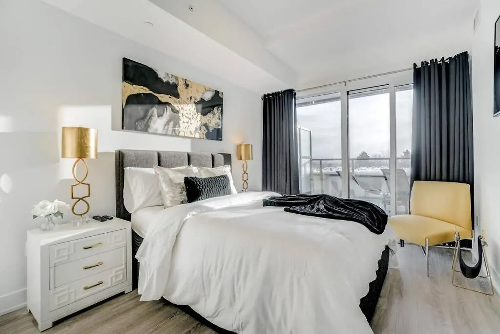 Apartment Waterfront Luxury Condo Toronto