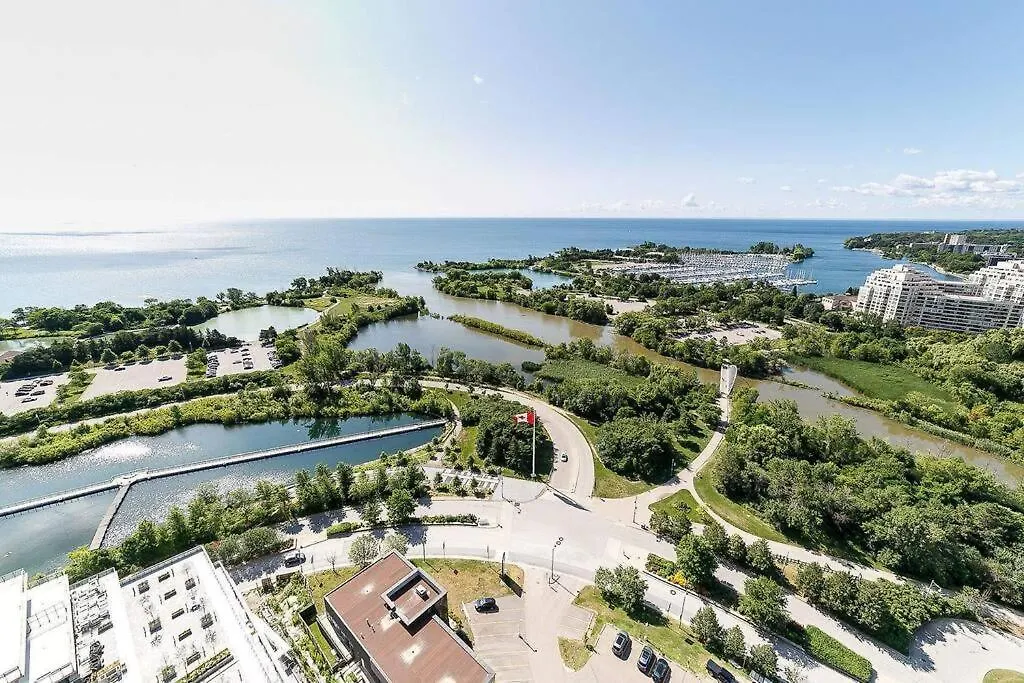 Waterfront Luxury Condo Toronto